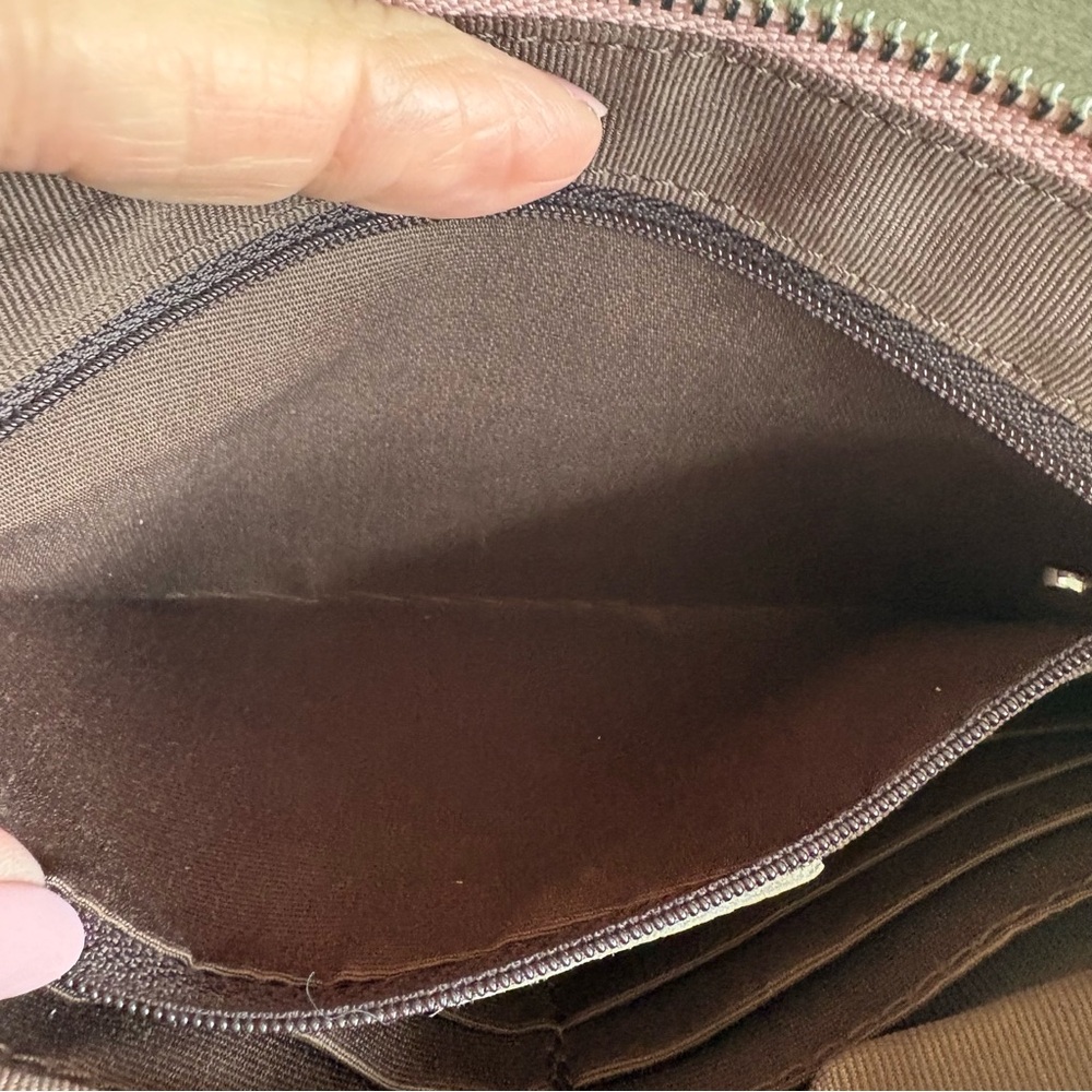 Befen Pink Leather Wristlet Clutch - Women's Bag. 9”X5.5”. INV25/483 - Picture 4 of 12